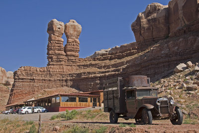 UT Bluff Twin Rocks, Cafe and Chevy Truck.jpg