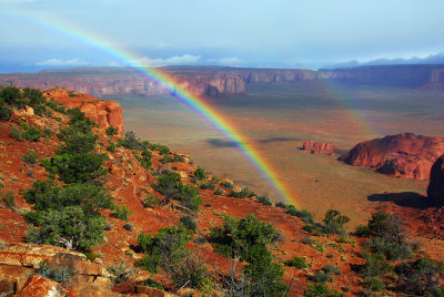 UT Monument Valley 05 Hunts Mesa Rainbow.jpg