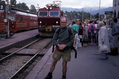 NOR 31 Bergen y1987 Scott RR station.jpg