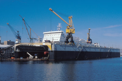 NS Halifax 02 Dry Dock.jpg