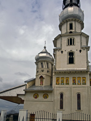 PA080353_churchside