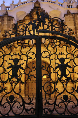 Sucre, iron gate of the Cathedral