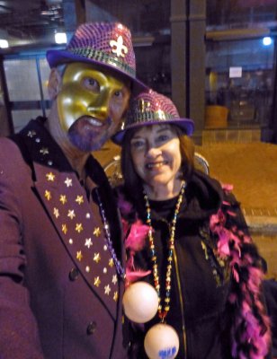 On the Parade Route Thu Night