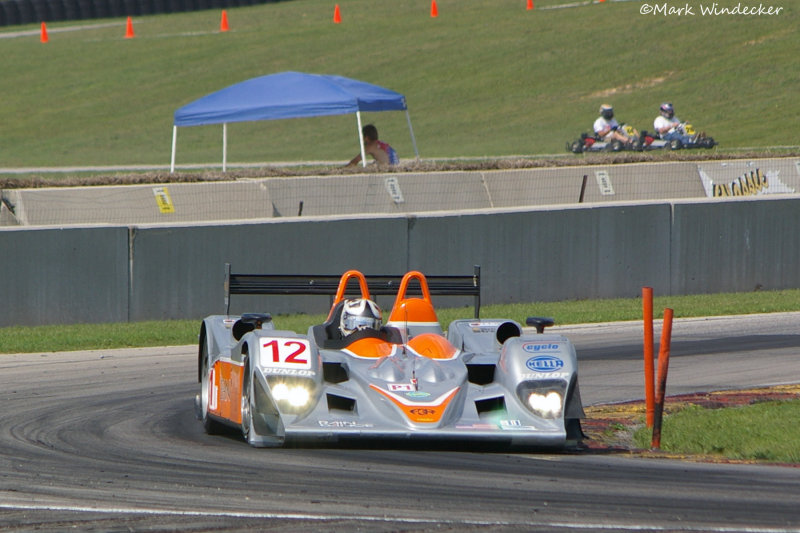 TONY BURGESS (TESTING)  Lola B06/10 #HU07 - AER 