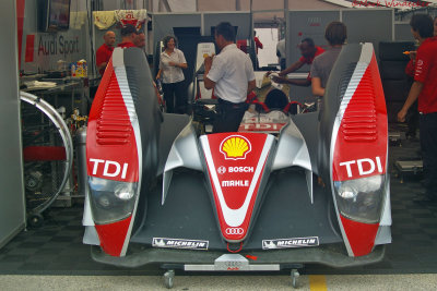 P1-Audi Sport North America Audi R10 TDI