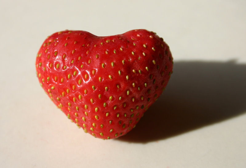 strawberry (t) heart