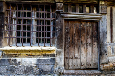 Saumur and Crepon