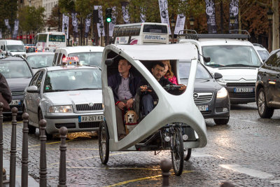 Walking Around Paris (26)