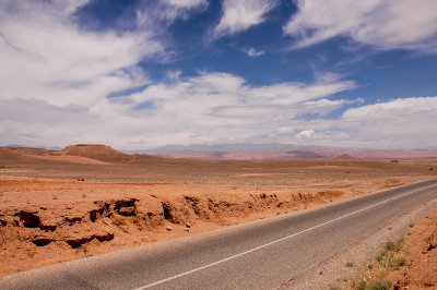 On the way from Ouarzazate to Boumalne-Dades