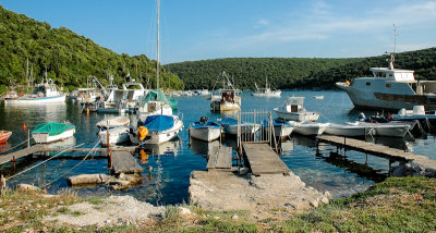 Port, Krnicka Luka