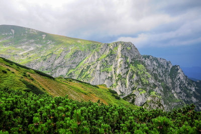 Wielka Turnia and Malolaczniak 2096m on the left