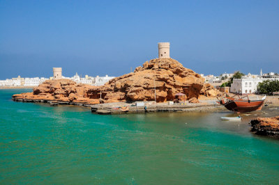 Ayjah Watchtowers, Sur