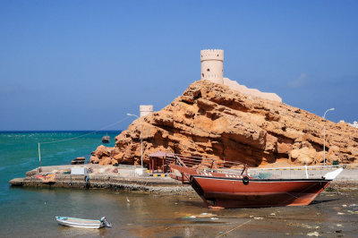 Ayjah Watchtowers, Sur
