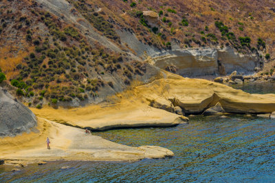 Gnejna Bay