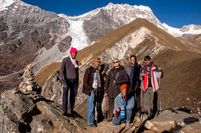 Aneta with guys, Kyanjin Ri lower summit 4328m