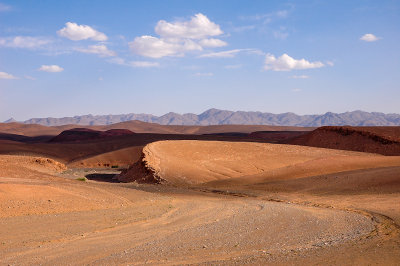 On the way from Boumalne-Dades to Tinerhir