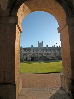 192 Oxford  magdalan college.jpg