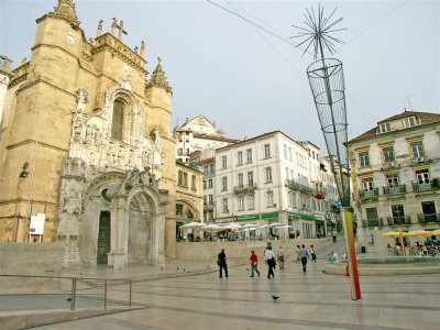 398 Coimbra Praca 8 de Maio  Igreja e Mosteiro de Santa Cruz.JPG