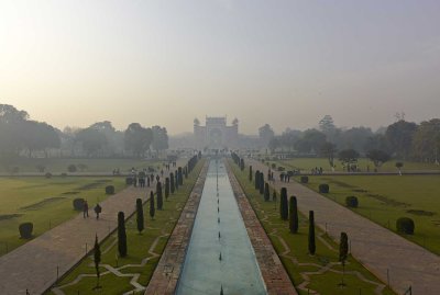 Taj Mahal entrance M8