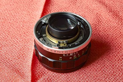 PF58m_6: The lens without the mount