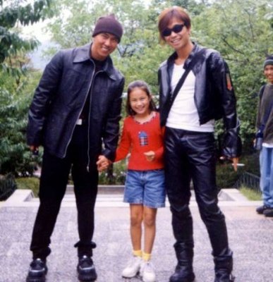 Emily with CLON Koo Junyeop and Kang Wonrae