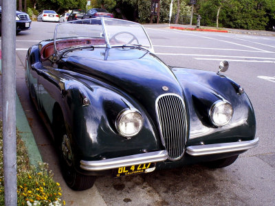 Jaguar XK120 front