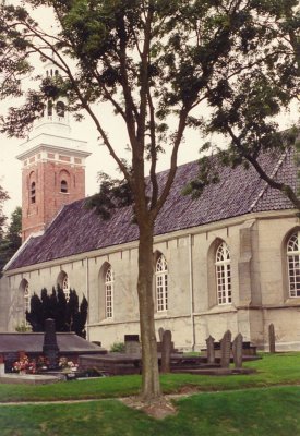 Tjamsweer, NH kerk [038].jpg