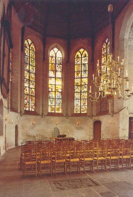 Schiedam, Grote of St Jans Kerk koor met gebrandschilderde ramen [038].jpg