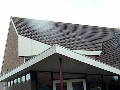 Heerenveen, ned geref kerk Goede Herderkerk 14 [004], 2012.jpg