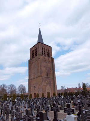 Bladel, RK st Petrus Bandenkerk losse toren, 2013.jpg