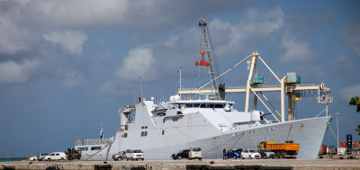 French Navy is in Aruba?