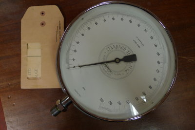 Standard test gauge