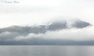 Bergen en wolken
