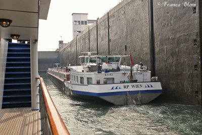 Nog een boot in de sluis