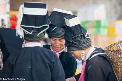 China (Yunnan) - Three Pin Toh Yao Women