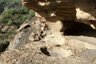 Bandama Caldera 7 caves.jpg