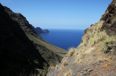 View along Anten Verde.jpg