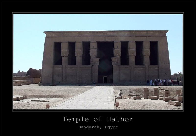 Denderah 01 - Temple of Hathor.jpg
