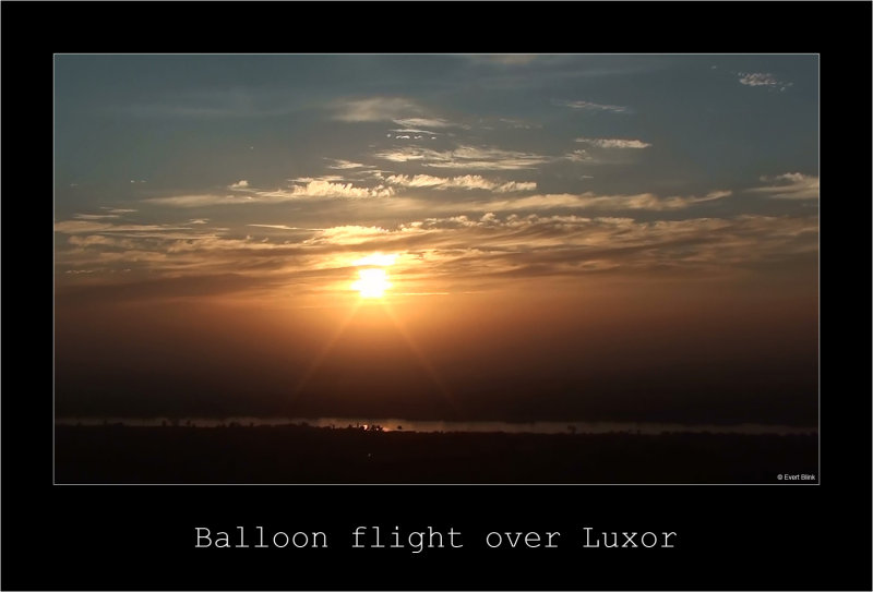 Hot-Air Balloon 08 - Balloon flight over Luxor.jpg