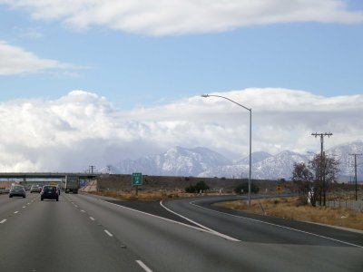 Drive to Palm Springs 01.jpg