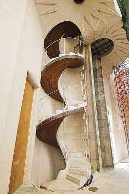 Sagrada-Spiral2.jpg
