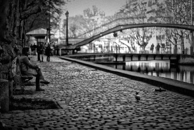 Waiting along the canal Saint-Martin