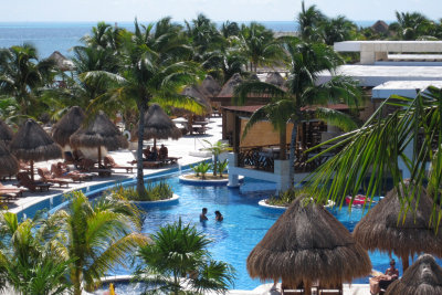 Wide pool shot at Cancun resort
