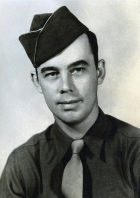 Lester Hazen's WWII Service Photo