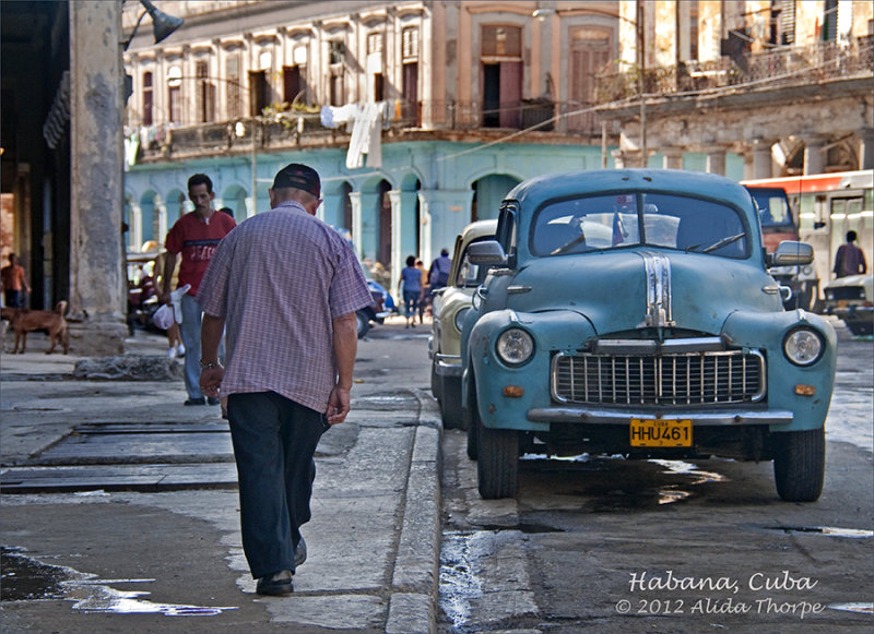 busy Havana street