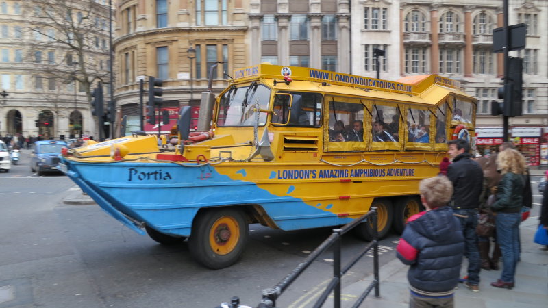 Duck  Tours  amazing  WW2  DUKW 