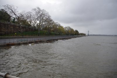 usually 5-6' to the water