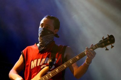 anonymous bassplayer