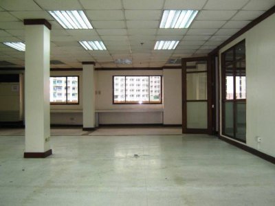 Makati_Office_250sqm January 2013