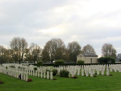 here, more than 4500 British and Commonwealth soldiers were buried...